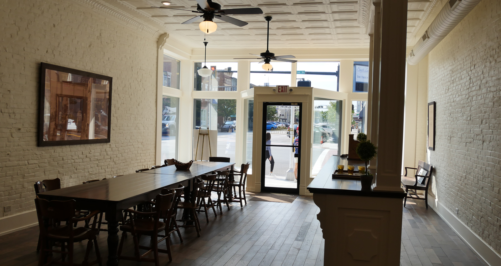 DETAILED RESTORATION OF AN 1870'S BUILDING