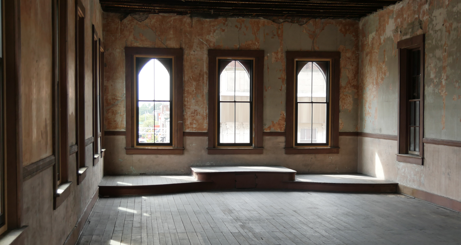 3RD FLOOR RESIDENTIAL SPACES READY FOR CONVERSION